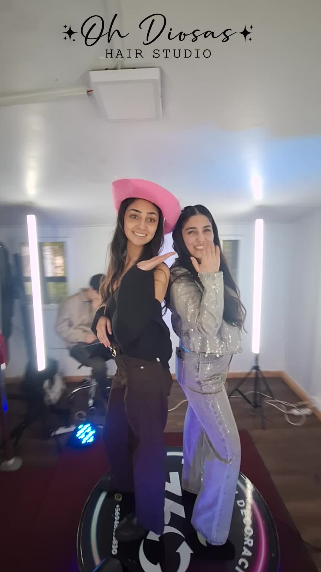 Video 360 del evento Inauguración peluquería