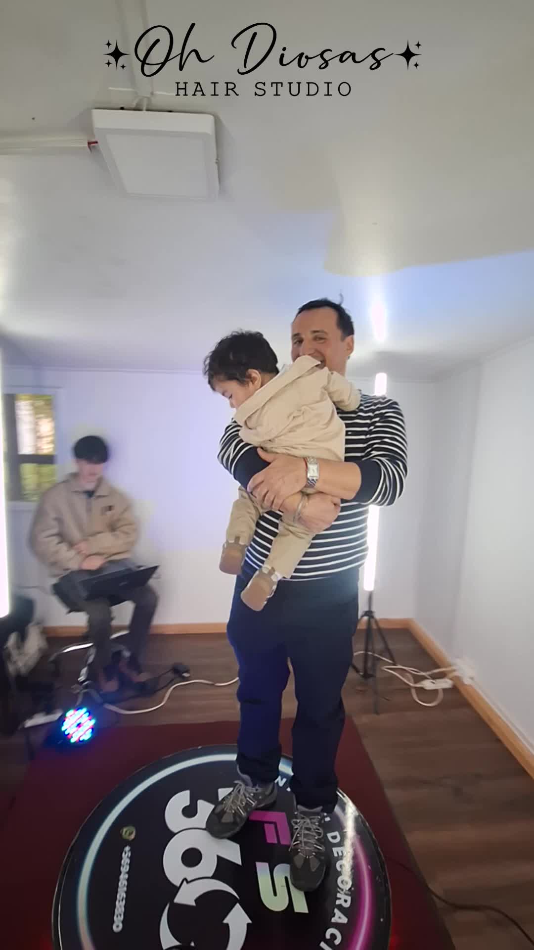 Video 360 del evento Inauguración peluquería