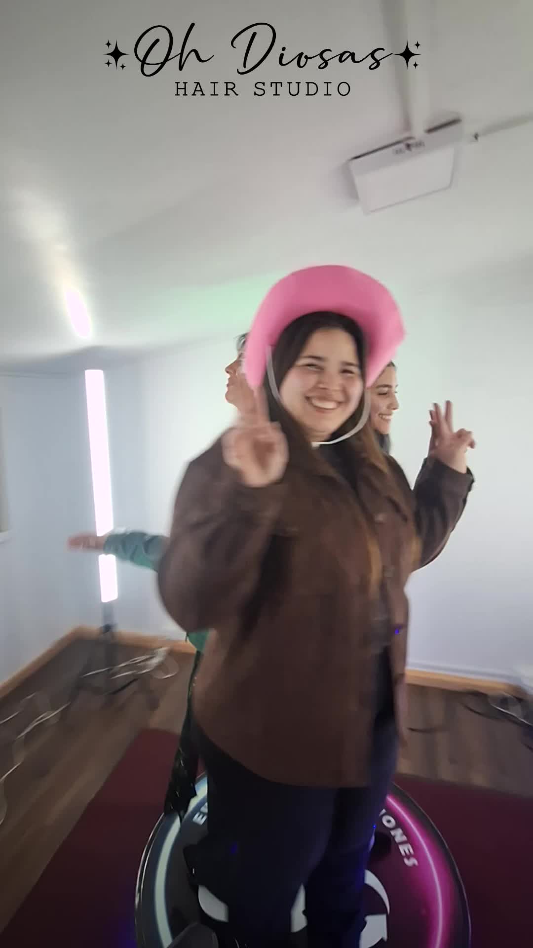 Video 360 del evento Inauguración peluquería